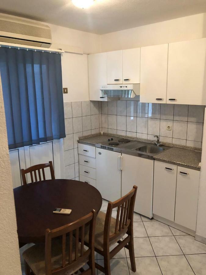Apartments With Private Parking Baska Voda Exterior photo
